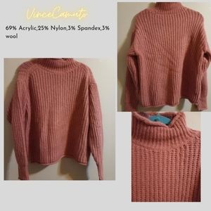 Vince Camuto Size Small Knitted Sweater